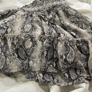 Like new Altar’d State skirt. Only worn once. Size small.